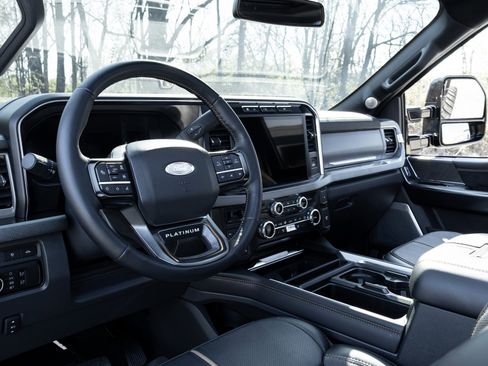 Used 2024 Ford F450 Platinum AWD/4WD image 9