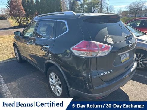 Used 2016 Nissan Rogue SV w/ SV Premium Package image 6