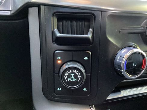 Used 2022 Ford F150 Lariat image 57