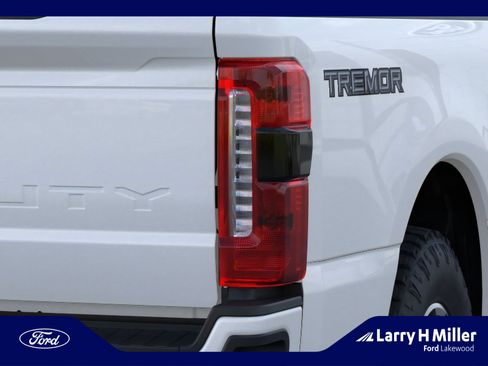 New 2026 Ford F350 Lariat w/ Tremor Off-Road Package AWD/4WD image 21
