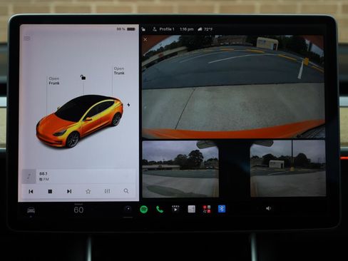 Used 2018 Tesla Model 3 Long Range RWD image 39