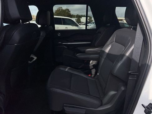 New 2025 Lincoln Navigator L Reserve w/ Jet Appearance Package image 14