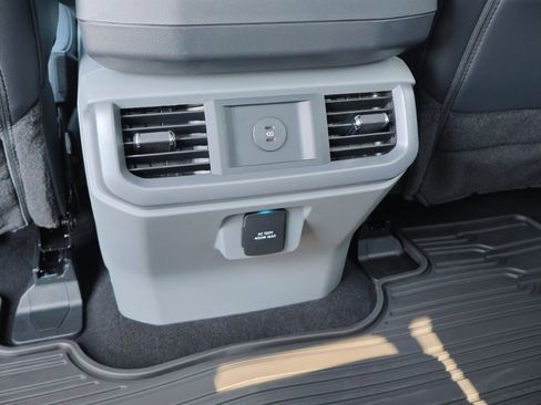 Certified 2025 Ford F150 Lariat w/ Equipment Group 501A Mid image 27