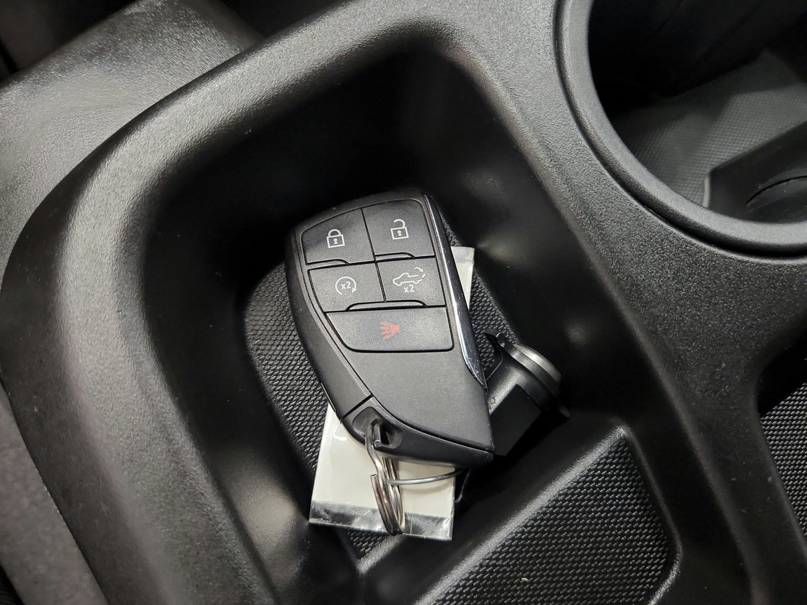 Used 2024 Chevrolet Silverado 1500 LT AWD/4WD image 39