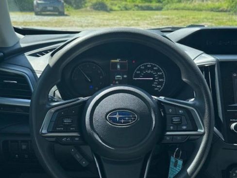 Used 2023 Subaru Forester AWD/4WD image 9