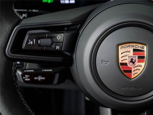 Certified 2026 Porsche 911 GT3 w/ Weissach Package RWD image 10