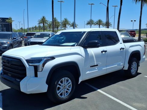 Used 2024 Toyota Tundra SR5 w/ SR5 Convenience Package AWD/4WD image 8
