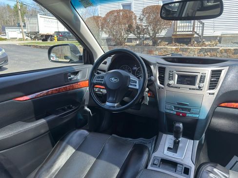 Used 2012 Subaru Outback 3.6R Limited w/ Moonroof Pkg image 27