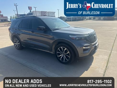 Used 2022 Ford Explorer ST-Line RWD image 2