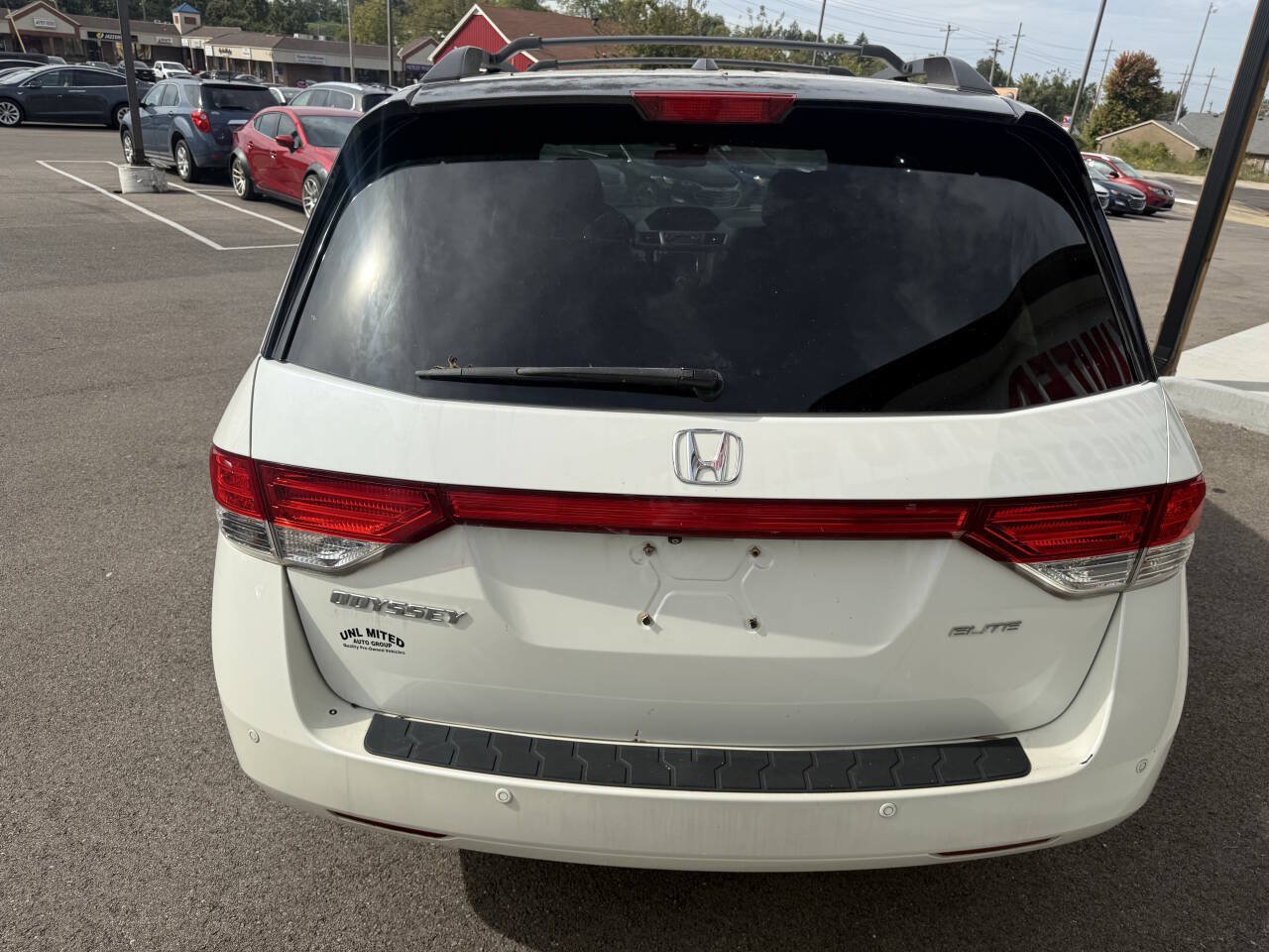 Used 2014 Honda Odyssey Touring Elite image 25