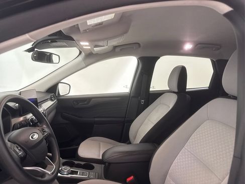 Used 2025 Ford Escape Active AWD/4WD image 31