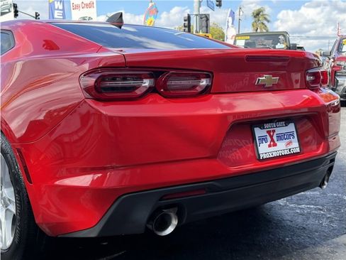 Used 2020 Chevrolet Camaro LT image 37