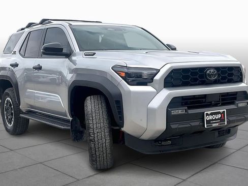Used 2025 Toyota 4Runner TRD Off-Road image 2