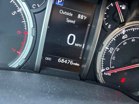 Used 2022 Toyota 4Runner Limited AWD/4WD image 16