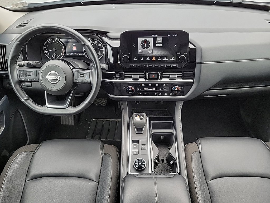 Used 2025 Nissan Pathfinder SL AWD/4WD image 22