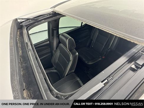 Used 2023 Chevrolet Traverse Premier w/ Redline Edition image 23