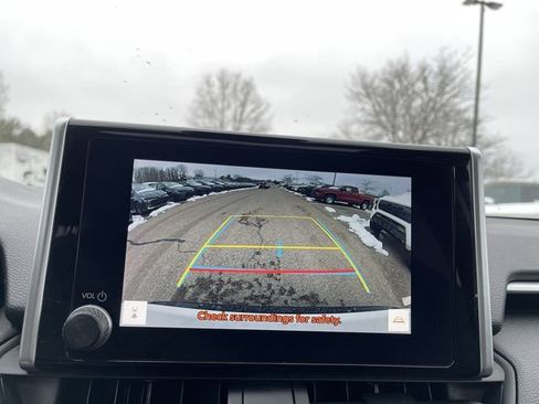 Certified 2023 Toyota RAV4 XLE w/ Convenience Package image 17