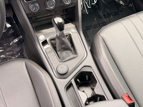 Used 2024 Volkswagen Tiguan Wolfsburg Edition AWD/4WD image 19