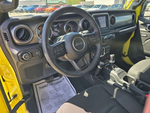 Used 2023 Jeep Wrangler Unlimited Sport image 18
