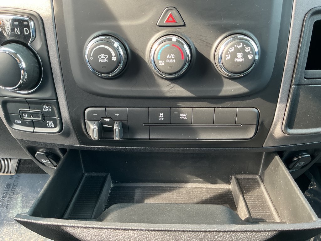 Used 2014 RAM 1500 Express AWD/4WD image 19