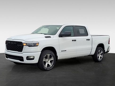 New 2026 RAM 1500 Express image 8