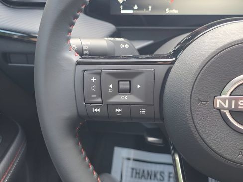 New 2026 Nissan Kicks SR AWD/4WD image 17