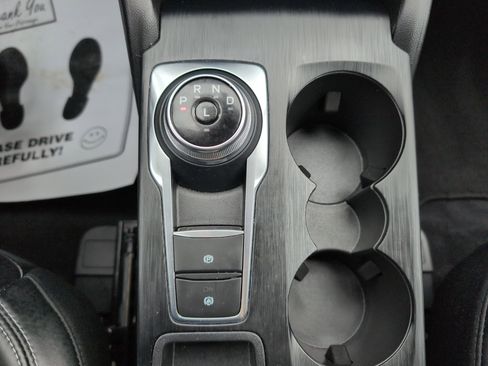 Used 2024 Ford Escape SE image 33