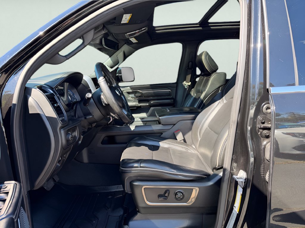 Used 2019 RAM 1500 Limited AWD/4WD image 16