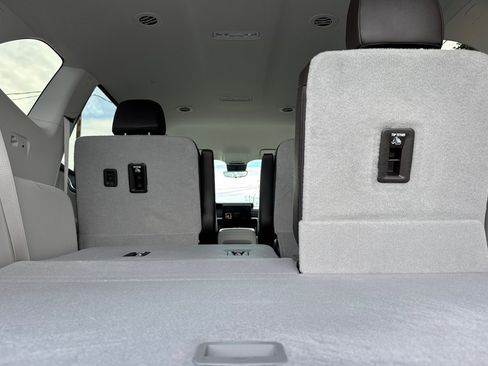 Used 2025 GMC Acadia Denali w/ Super Cruise Package image 20