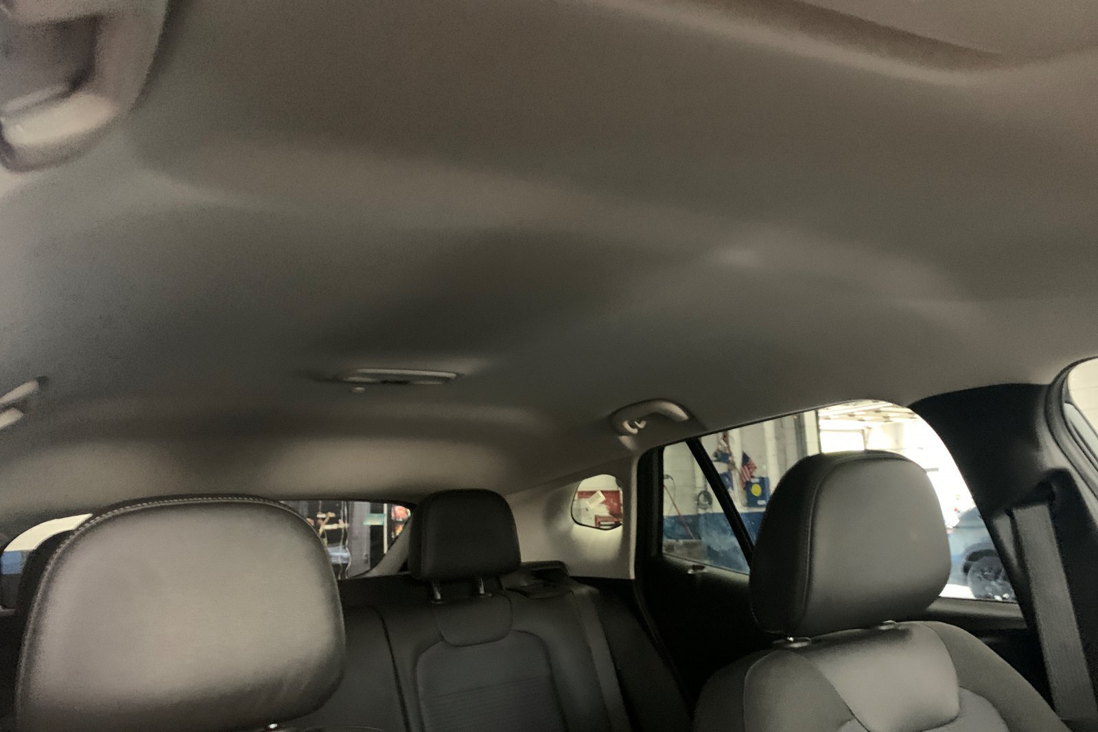 Used 2025 Chevrolet Trax LT w/ LT Convenience Package FWD image 19