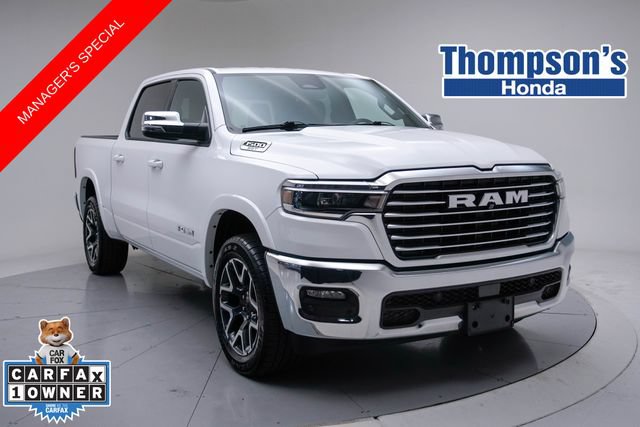 Used 2025 RAM 1500 Laramie AWD/4WD image 1