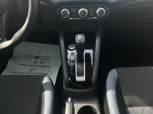 Used 2025 Nissan Versa SV w/ Trunk Package FWD image 20