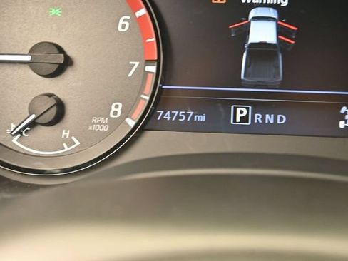 Used 2022 Nissan Frontier PRO-4X w/ Off-Road Protection Package AWD/4WD image 31