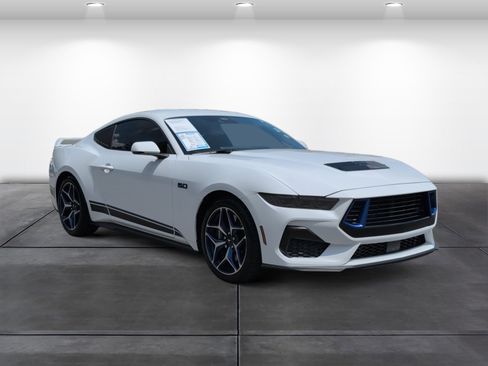 Used 2024 Ford Mustang GT Premium w/ GT Performance Package RWD image 2