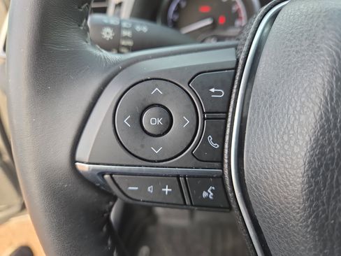 Certified 2020 Toyota Camry XLE image 26