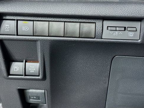 New 2026 Toyota Sienna Limited image 13