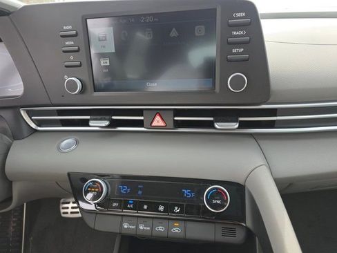 Certified 2025 Hyundai Elantra Sport image 14