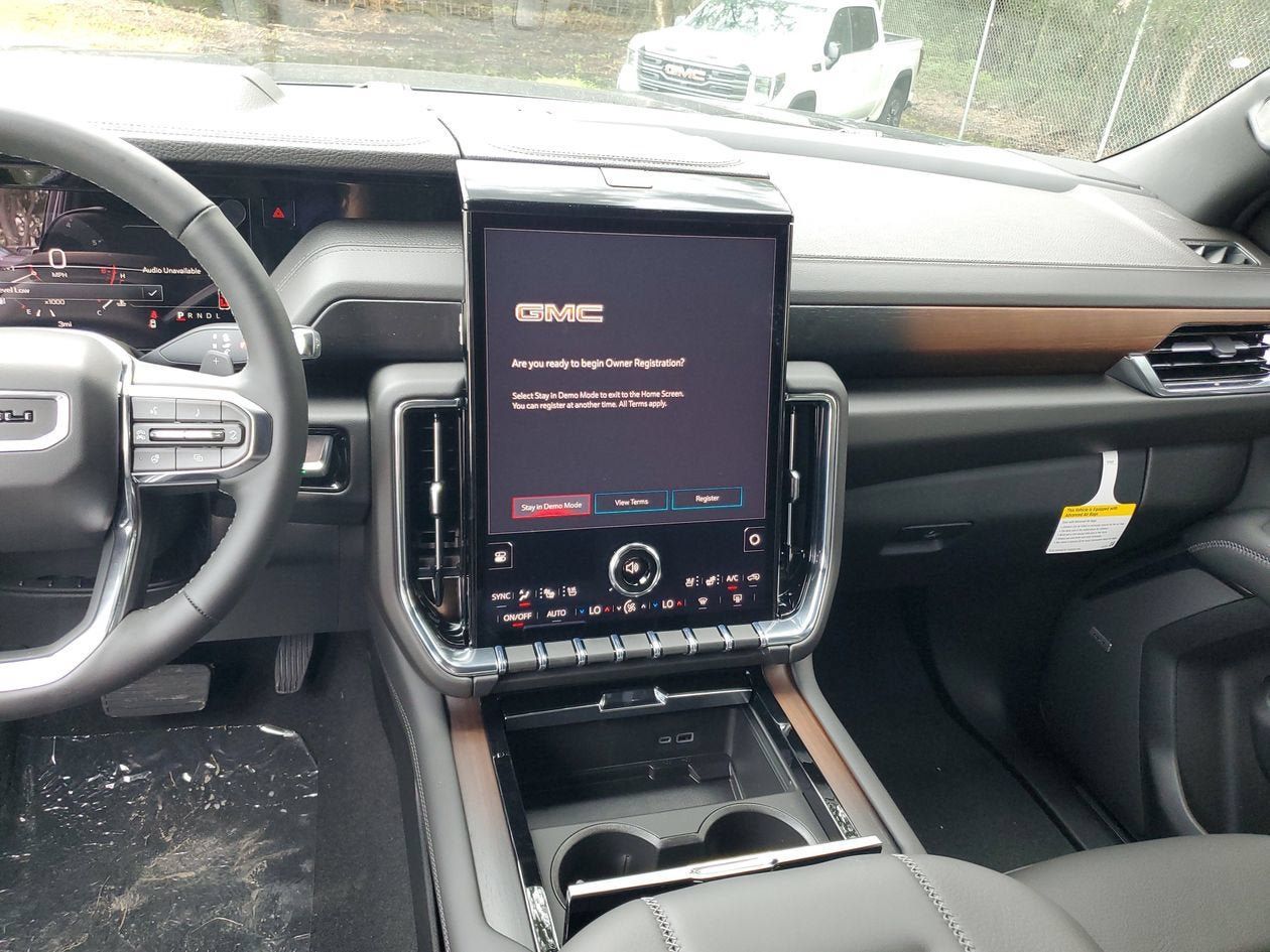 New 2026 GMC Yukon XL Denali RWD image 14