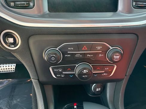 Used 2019 Dodge Charger R/T w/ Driver Confidence Group RWD image 24