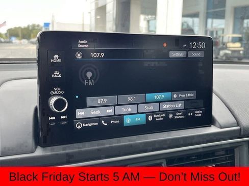 New 2025 Honda Pilot Touring image 29