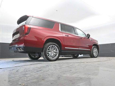 New 2026 GMC Yukon XL Denali w/ Sun & Power Step Package AWD/4WD image 34