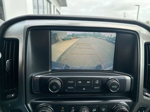 Used 2018 Chevrolet Silverado 1500 LT w/ LPO, Black Pack AWD/4WD image 23