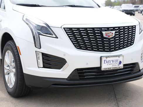 New 2026 Cadillac XT5 Luxury w/ LPO, Floor Liner Package image 76