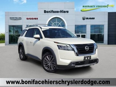 Used 2022 Nissan Pathfinder SL w/ SL Premium Package