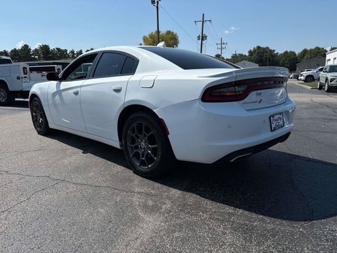 Used 2018 Dodge Charger GT AWD/4WD image 3