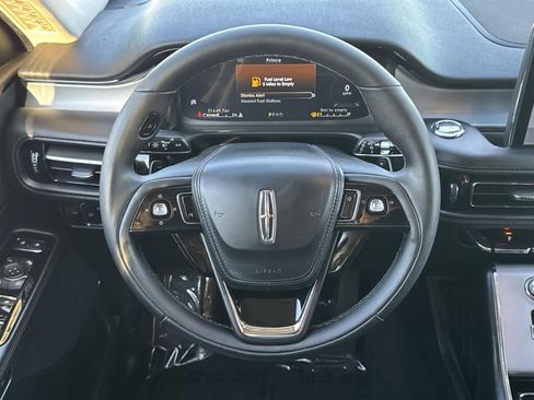 Used 2023 Lincoln Aviator 2WD image 21
