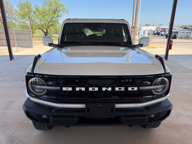 New 2026 Ford Bronco Outer Banks AWD/4WD image 2