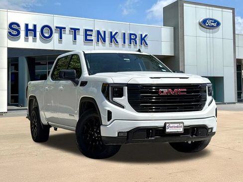 Used 2023 GMC Sierra 1500 Elevation AWD/4WD image 1