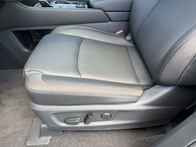 New 2026 Nissan Pathfinder SL AWD/4WD image 15