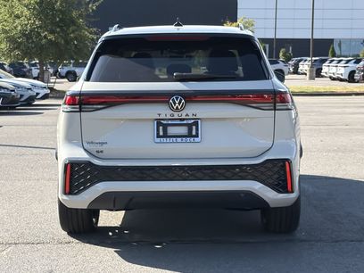 New 2026 Volkswagen Tiguan SE R-Line